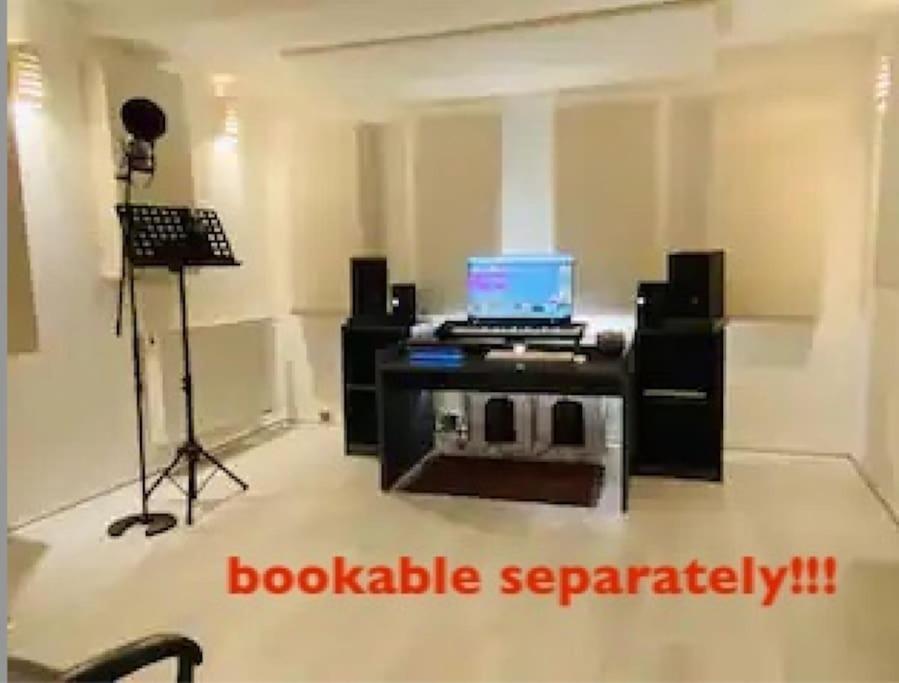 Urban-Studios-Cologne I Studio Екстер'єр фото